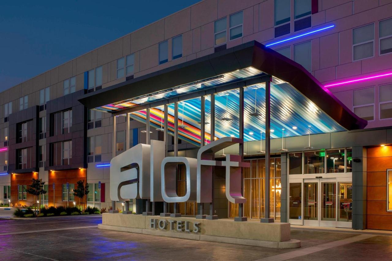 Aloft Omaha West Hotel Buitenkant foto